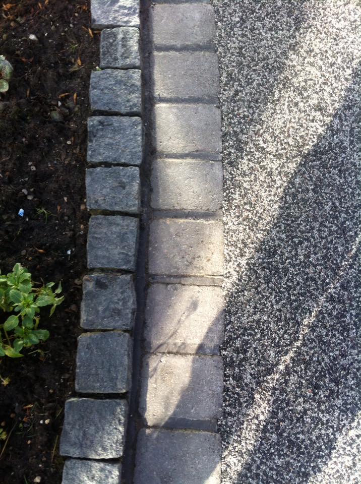 Classic Stone Driveways — close-up resin surface Manchester