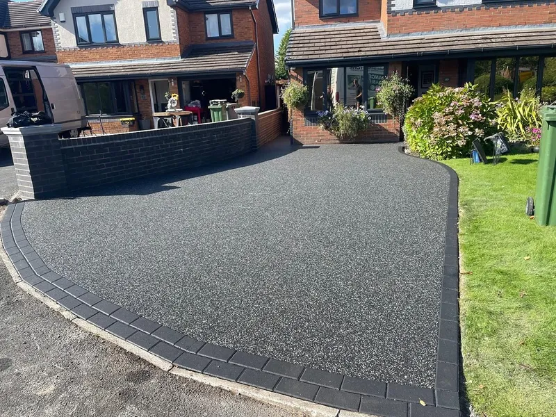 Classic Stone Driveways resin installation 2