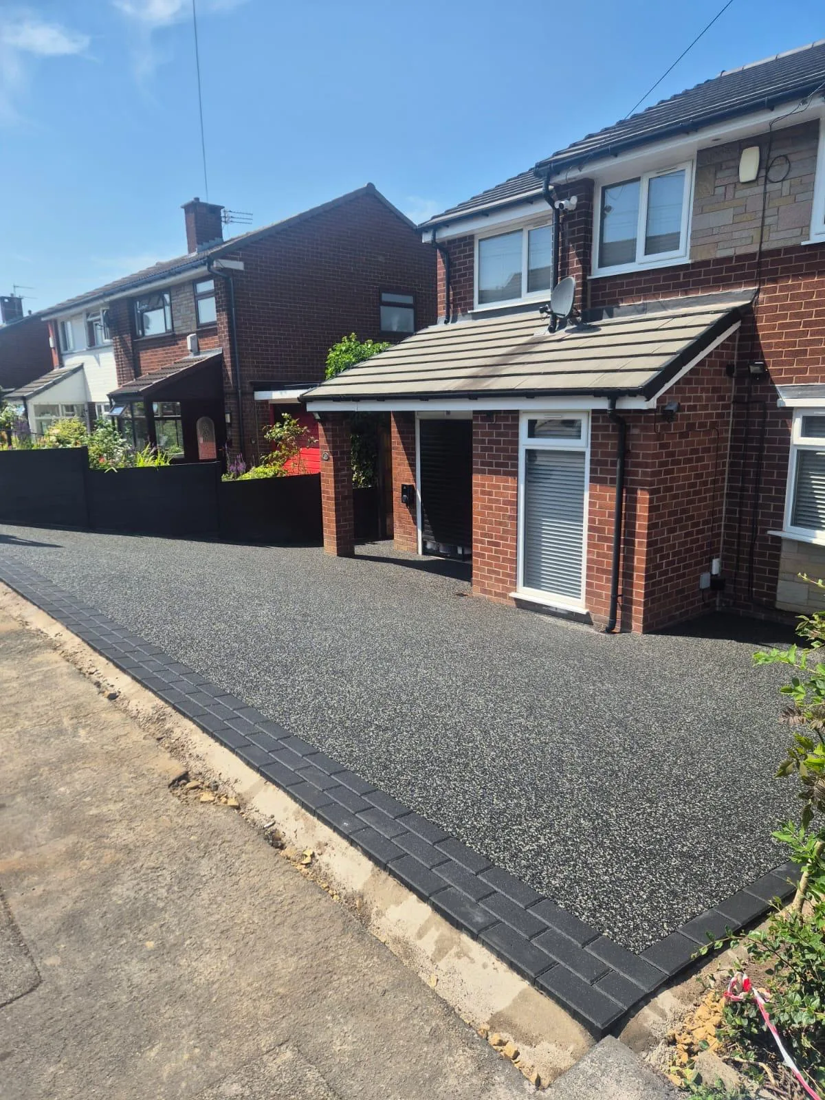 Eclipse resin bound driveway on a semi-detached home in Dukinfield